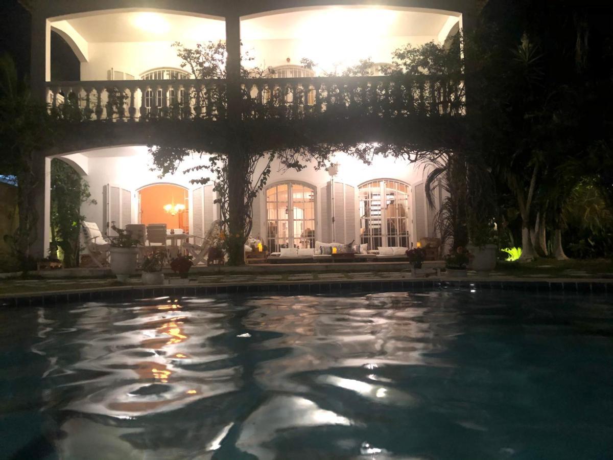 Villa Saint Tropez Кабо Фрио Екстериор снимка