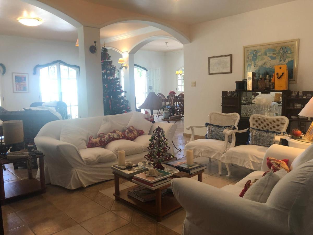 Villa Saint Tropez Кабо Фрио Екстериор снимка