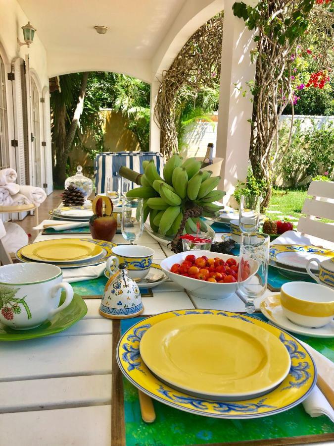 Villa Saint Tropez Кабо Фрио Екстериор снимка